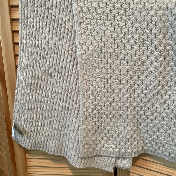 NWOT Calvin Klein Scarf - Picture 5 of 7